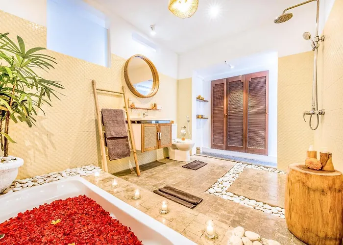 Villa Florence - 3bdr Luxury Villa, Private Pool, Walk To The *