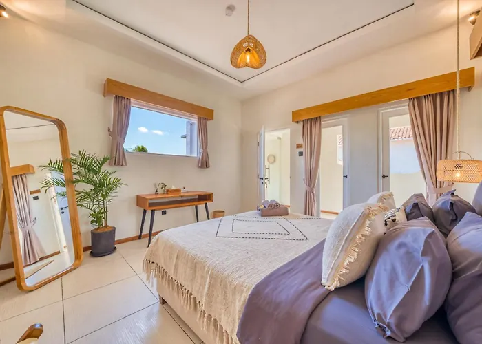 Florence - 3bdr Luxury Villa, Private Pool, Walk To The Seminyak (Bali)