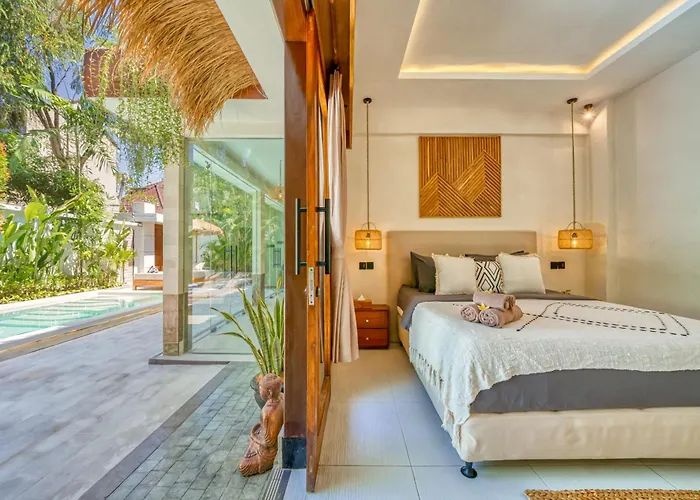 Florence - 3bdr Luxury Villa, Private Pool, Walk To The Villa Seminyak (Bali)
