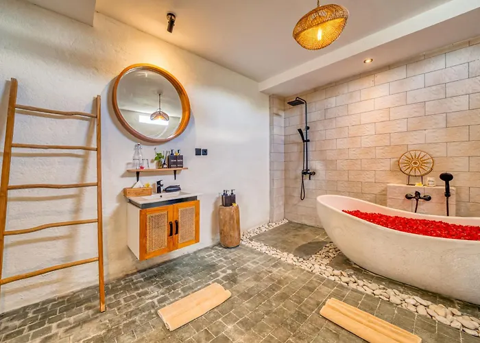 Florence - 3bdr Luxury Villa, Private Pool, Walk To The Villa *