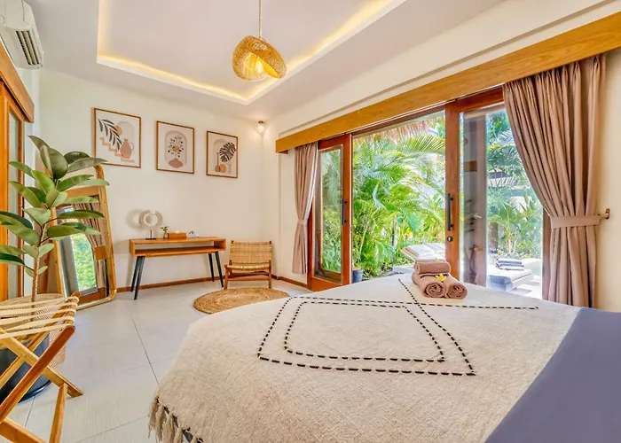 Florence - 3bdr Luxury Villa, Private Pool, Walk To The * Seminyak (Bali)